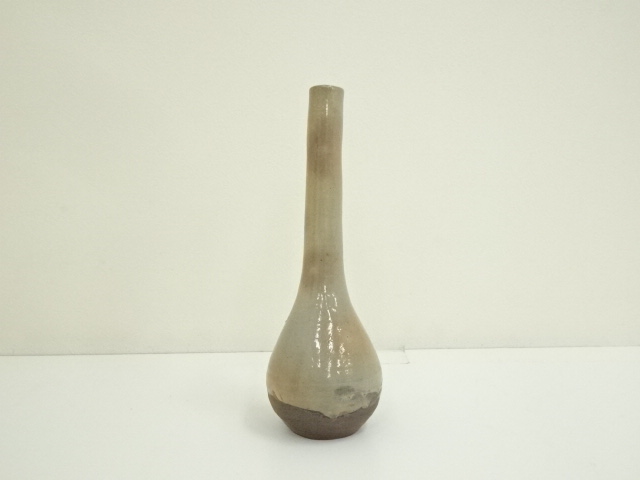 日本の陶器 茶道具　振出　 伝統的なスタイル　骨董　古美術　茶道具 道具 ] - 道具 丹波焼 森本陶谷造 鶴首花入（共箱） | ネット